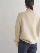 Suéter Feminino de Caxemira de Gola Alta Ferrazi